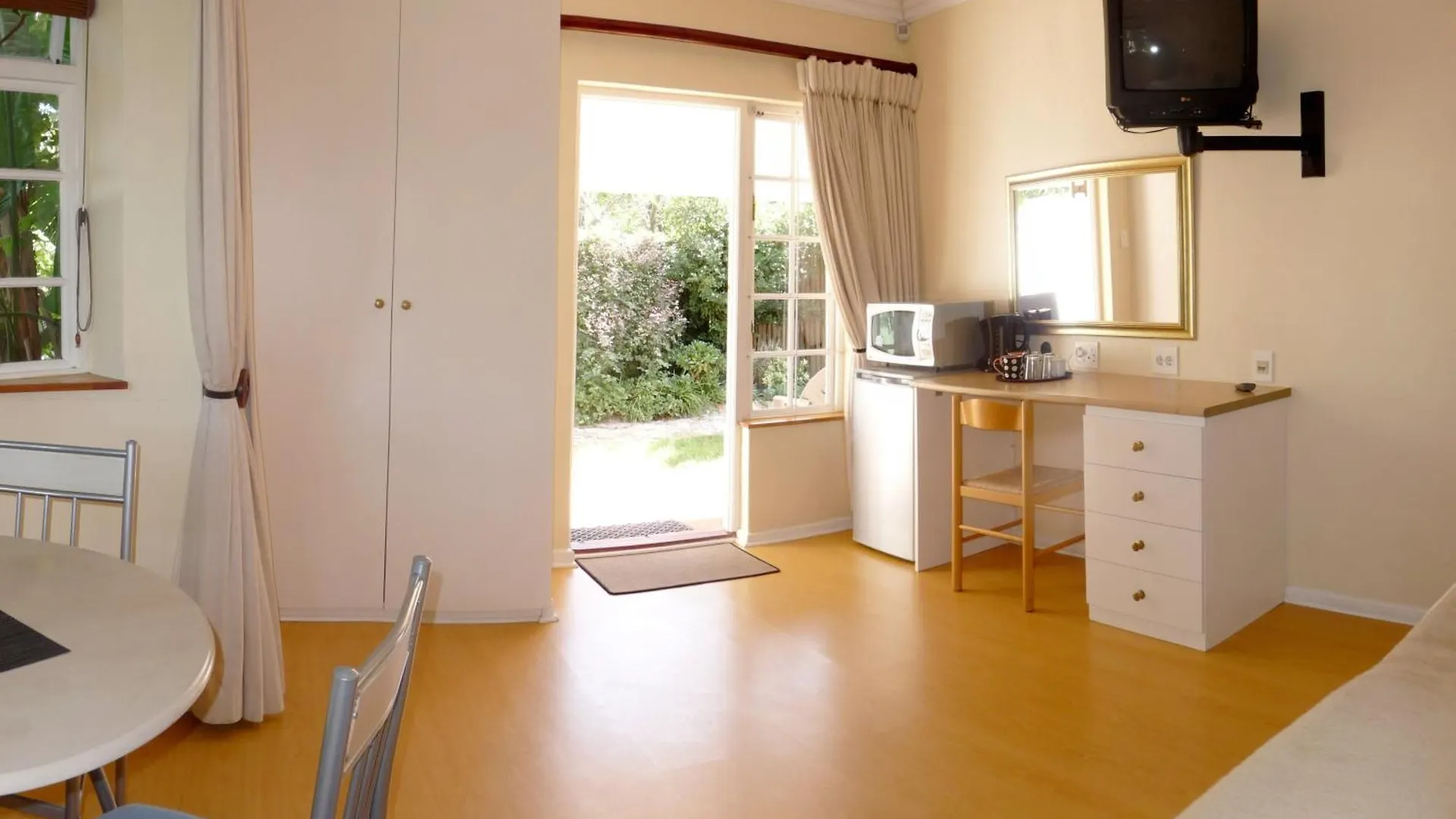 Somer Place B&B Somerset West